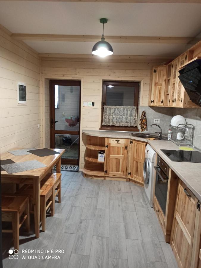 Brand New 2020 Specious Apartment Druzi 2 帕利亚尼西亚 外观 照片